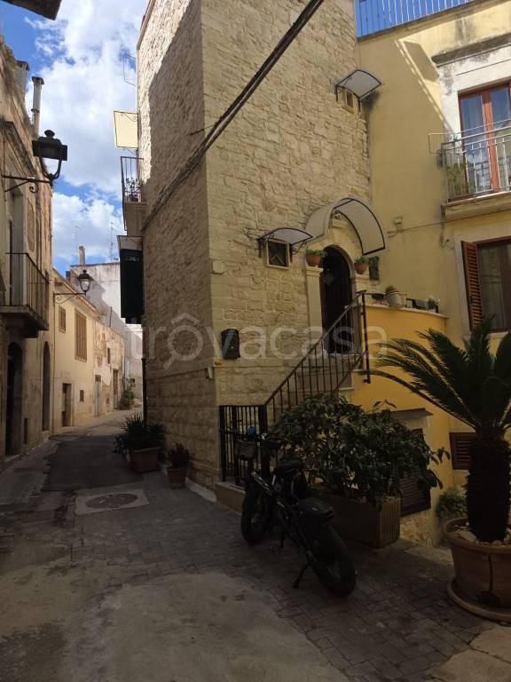 appartamento in vendita a Bitonto in zona Borgo Antico