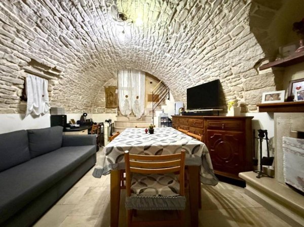 appartamento in vendita a Bitonto in zona Borgo Antico