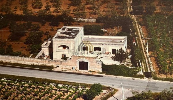 casa indipendente in vendita a Bitonto in zona Palombaio