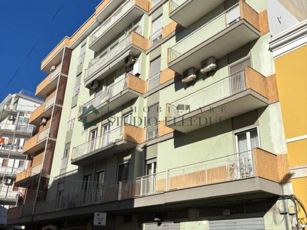 locale commerciale in vendita a Bitonto