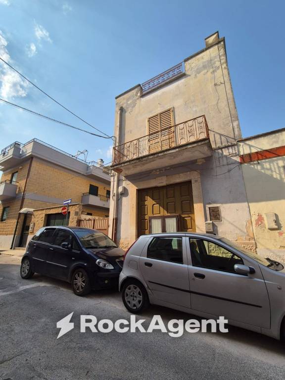 casa indipendente in vendita a Bitonto in zona Palombaio