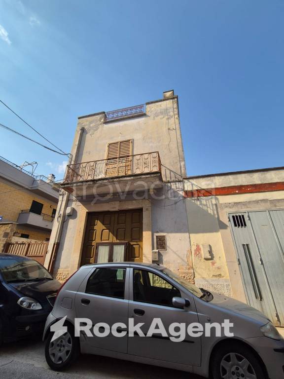 casa indipendente in vendita a Bitonto in zona Palombaio