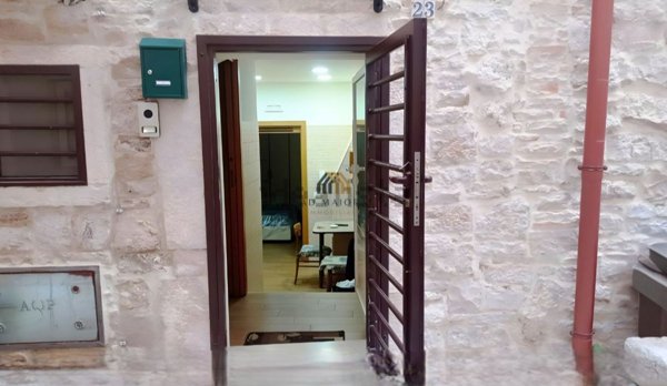 appartamento in vendita a Bitonto in zona Borgo Antico