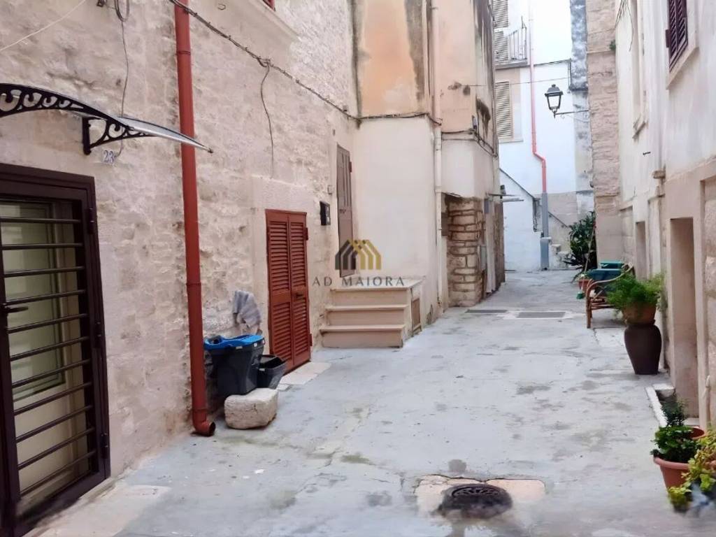 appartamento in vendita a Bitonto in zona Borgo Antico