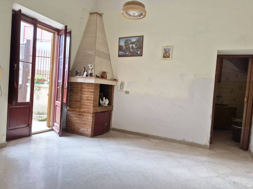 appartamento in vendita a Bitonto in zona Borgo Antico