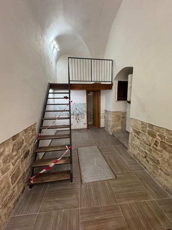 appartamento in vendita a Bitonto in zona Borgo Antico