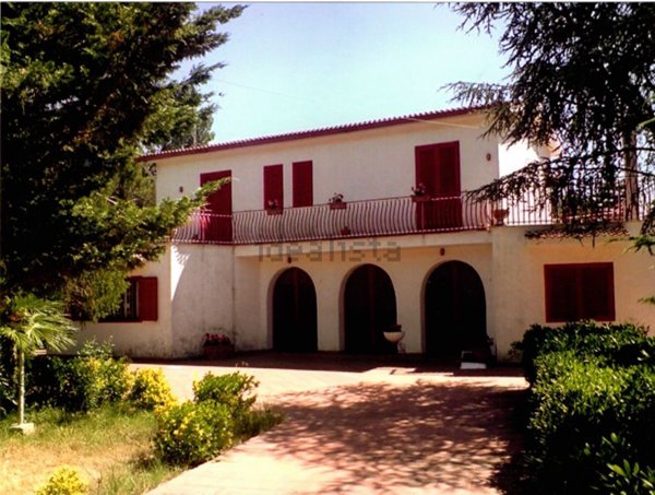 casa indipendente in vendita a Bitonto in zona Mariotto