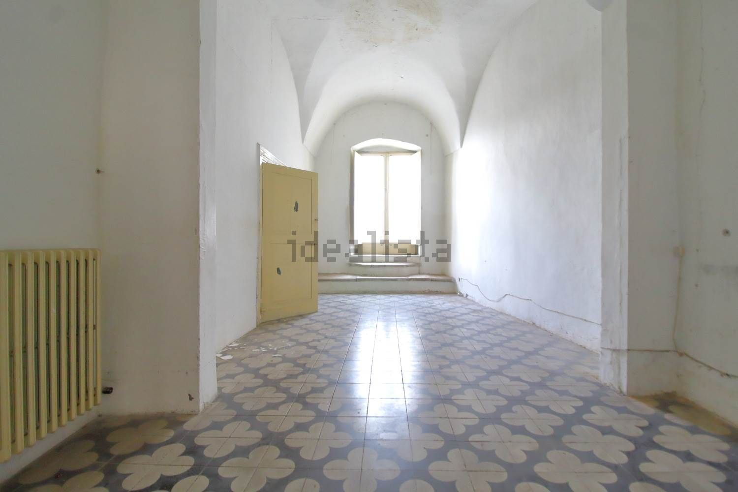 appartamento in vendita a Bitonto in zona Borgo Antico