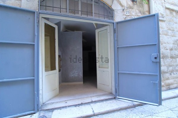 appartamento in vendita a Bitonto in zona Borgo Antico
