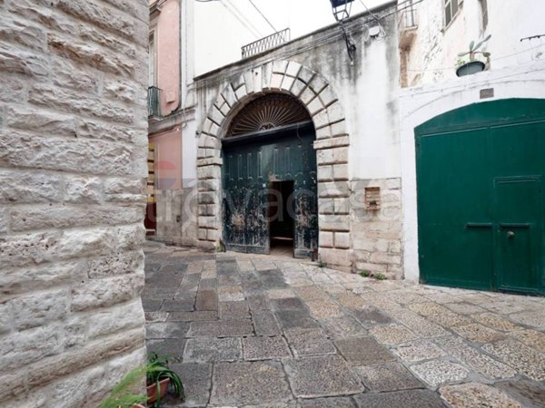 appartamento in vendita a Bitonto in zona Borgo Antico