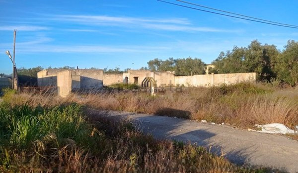 terreno edificabile in vendita a Bitonto