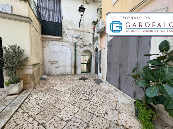 appartamento in vendita a Bitonto in zona Borgo Antico