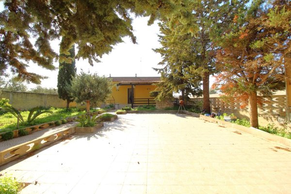 casa indipendente in vendita a Bitonto