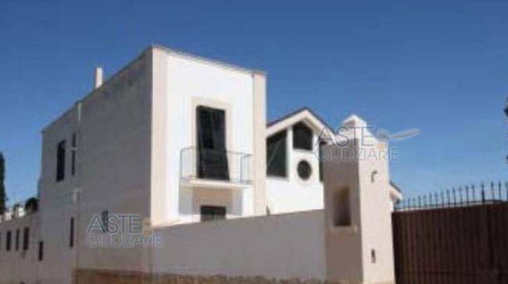 intera palazzina in vendita a Bitonto