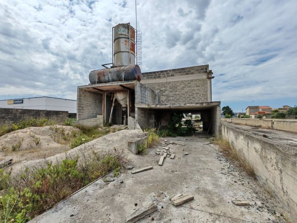 intera palazzina in vendita a Bitonto