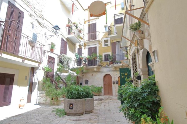 appartamento in vendita a Bitonto in zona Borgo Antico