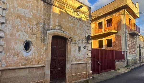 casa indipendente in vendita a Bitonto in zona Palombaio