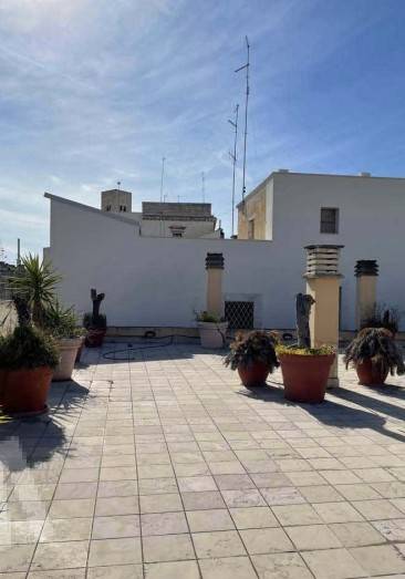 ufficio in vendita a Bitonto in zona Borgo Antico