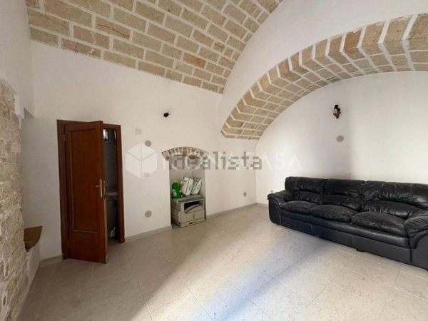 bivano in vendita a Bitonto in zona Centro Città