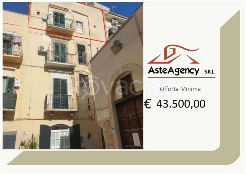 appartamento in vendita a Bitonto in zona Borgo Antico