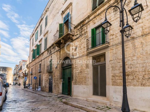 appartamento in vendita a Bitonto in zona Borgo Antico