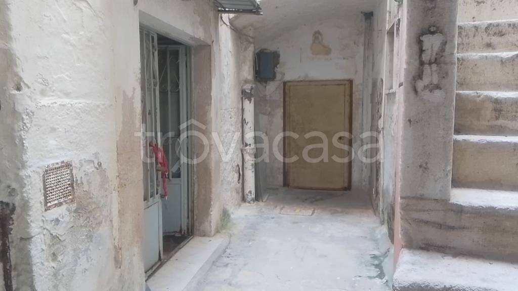 casa indipendente in vendita a Bitonto in zona Borgo Antico