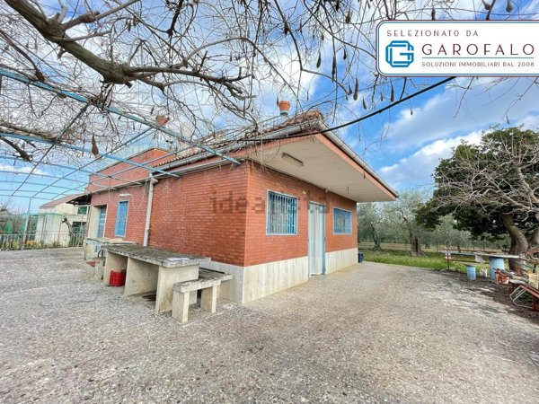 casa indipendente in vendita a Bitonto in zona Mariotto