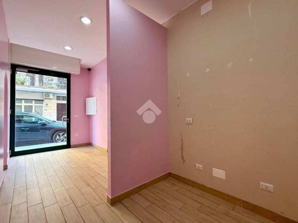 locale commerciale in vendita a Bitonto