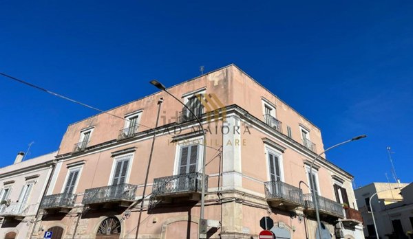 appartamento in vendita a Bitonto in zona Borgo Antico