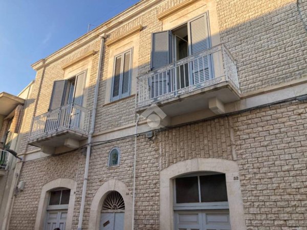 appartamento in vendita a Bitonto in zona Centro Città