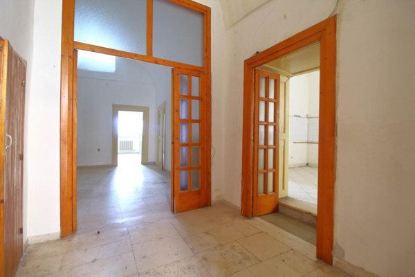 appartamento in vendita a Bitonto in zona Borgo Antico
