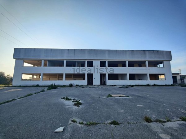 capannone in vendita a Bitonto