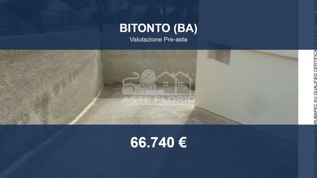 locale commerciale in vendita a Bitonto in zona Centro Città