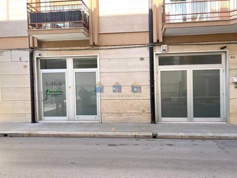 ufficio in vendita a Bitonto in zona Centro Città