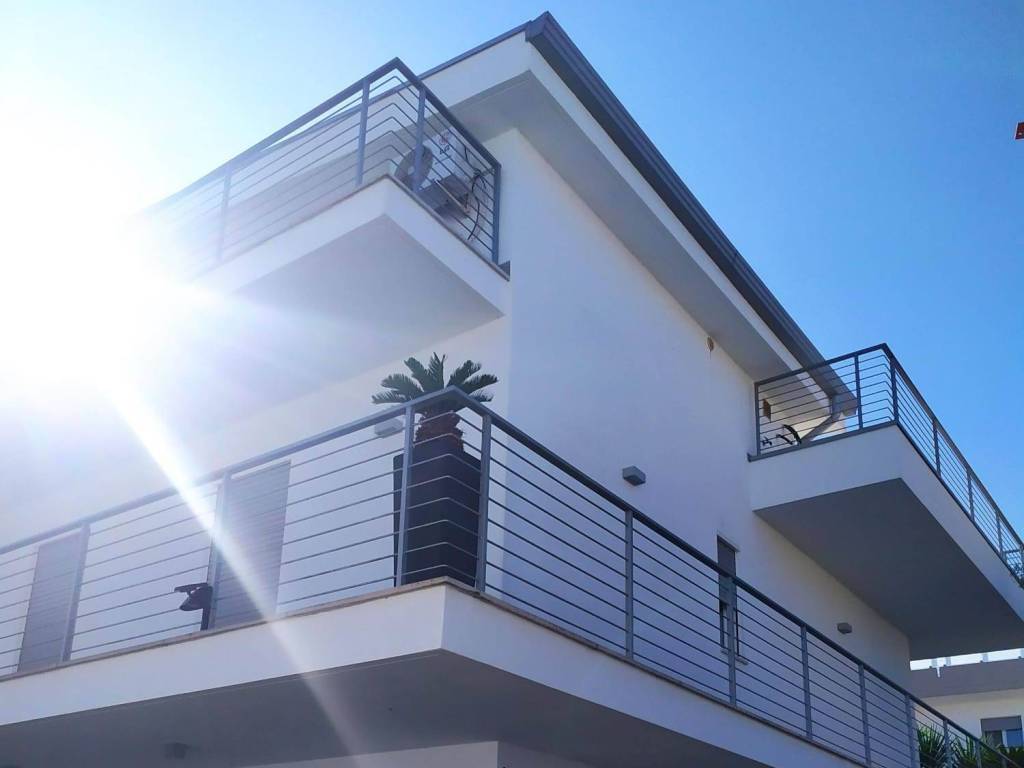 casa indipendente in vendita a Bitritto