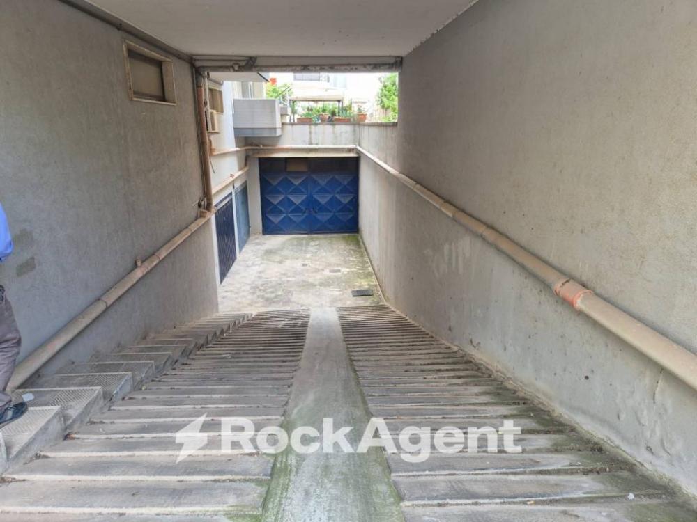 locale commerciale in vendita a Bitritto