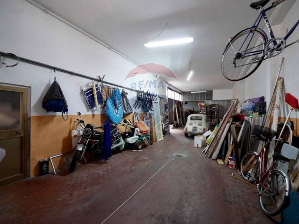 locale di sgombero in vendita a Bitritto