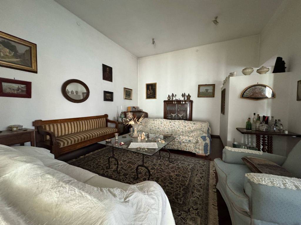 intera palazzina in vendita a Bitritto