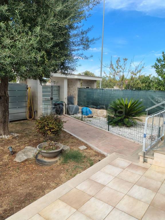 casa indipendente in vendita a Bitritto