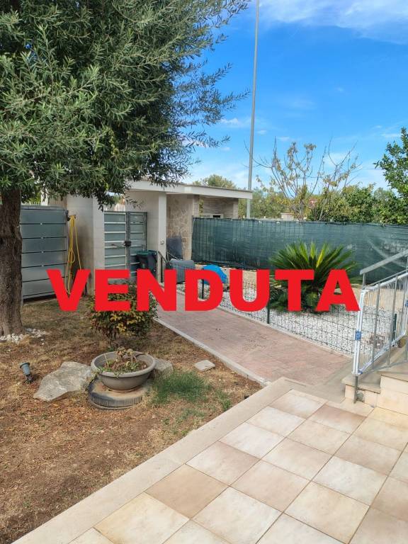 casa indipendente in vendita a Bitritto