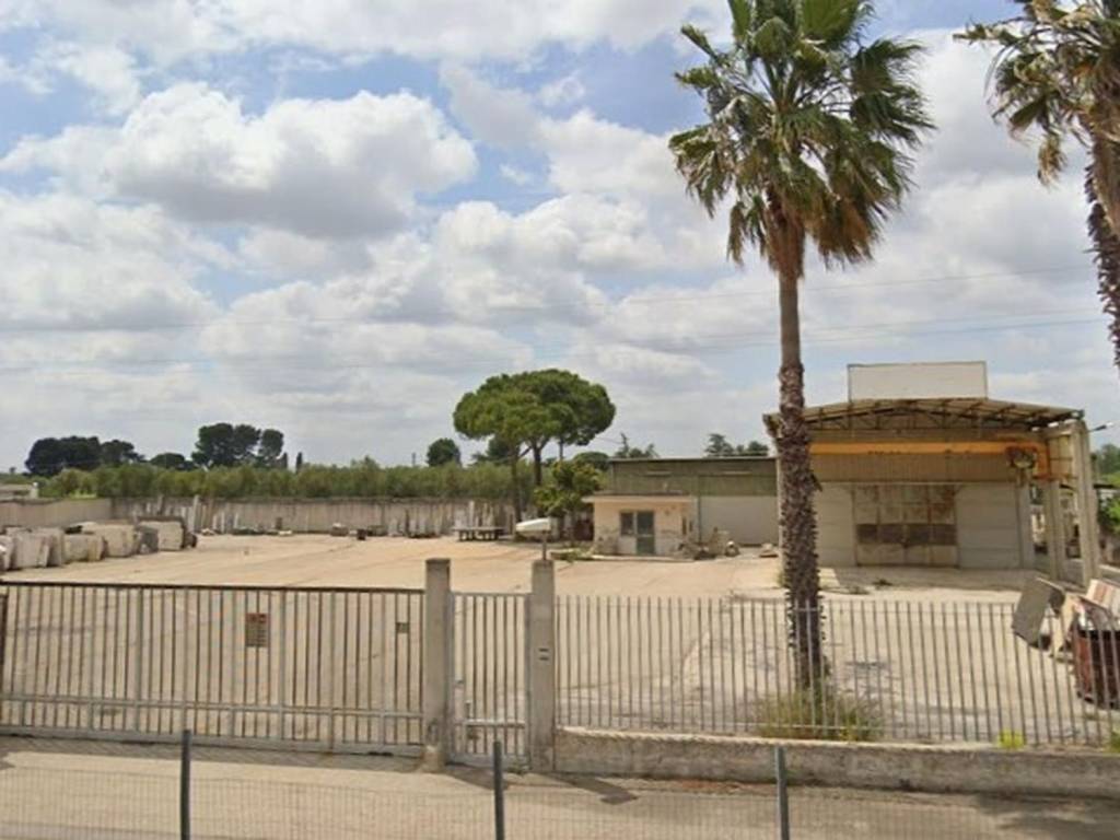 locale commerciale in vendita a Bitritto