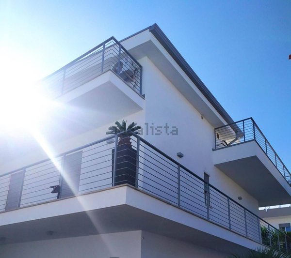 casa indipendente in vendita a Bitritto