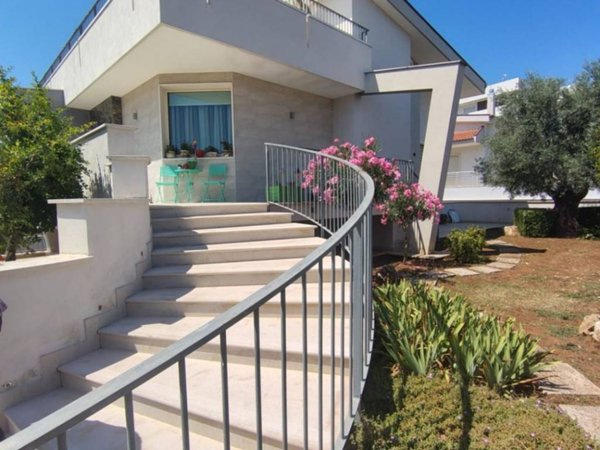 casa indipendente in vendita a Bitritto
