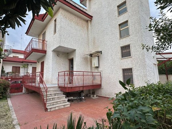 casa indipendente in vendita a Bitritto