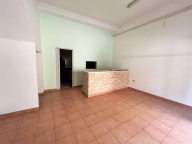 locale commerciale in vendita a Capurso