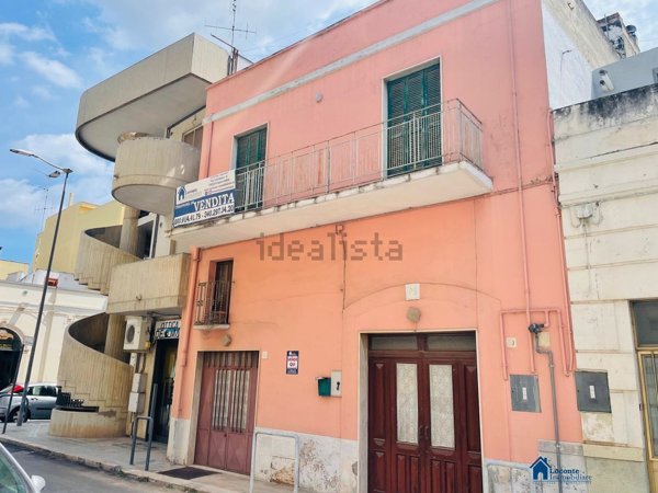 casa indipendente in vendita a Capurso