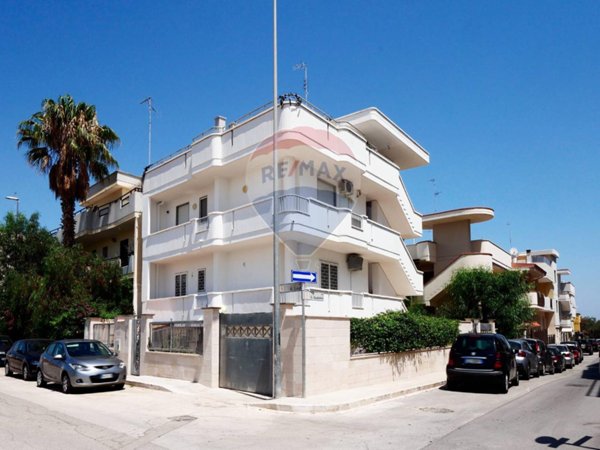 casa indipendente in vendita a Capurso
