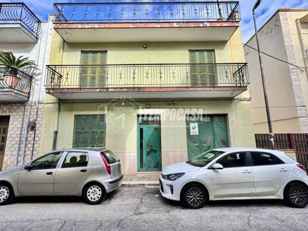 casa indipendente in vendita a Capurso