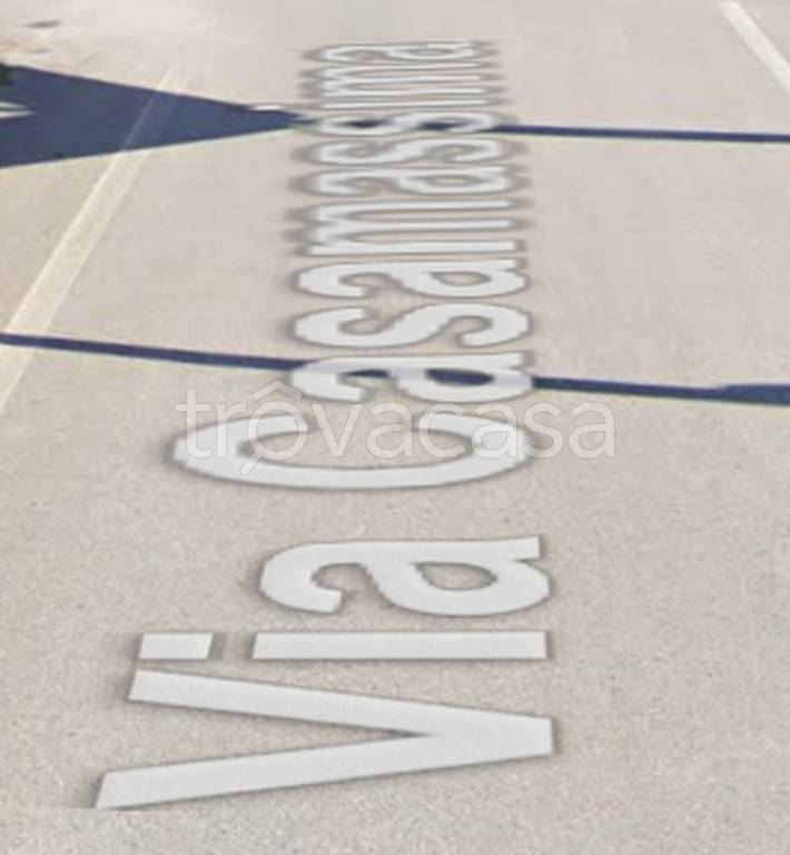 locale commerciale in vendita a Capurso