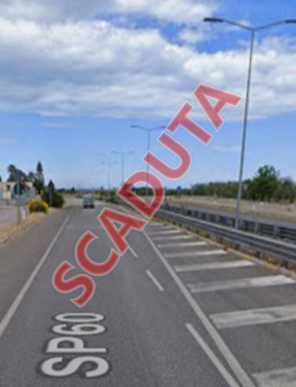 locale commerciale in vendita a Capurso